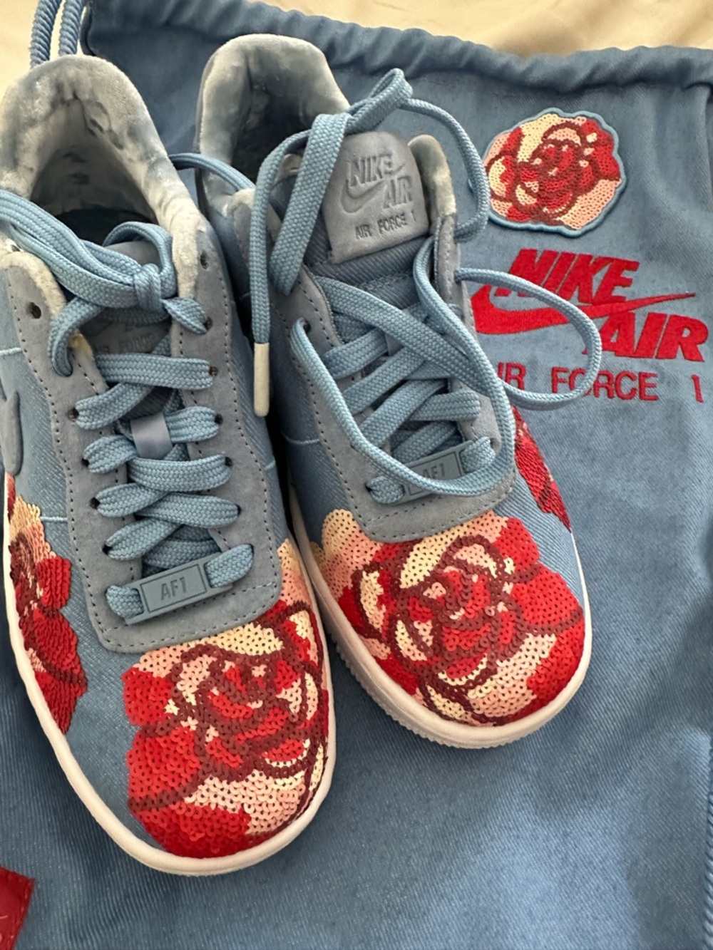 RARE- Nike Air Force 1 Upstep Low - Sky Blue with Red Floral - Picture 8 of 8